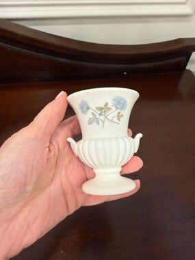 Wedgwood White Bone China small urn with Gold Mark